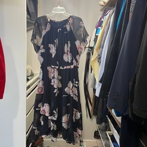 EUC - Ann Taylor - Summer Dress